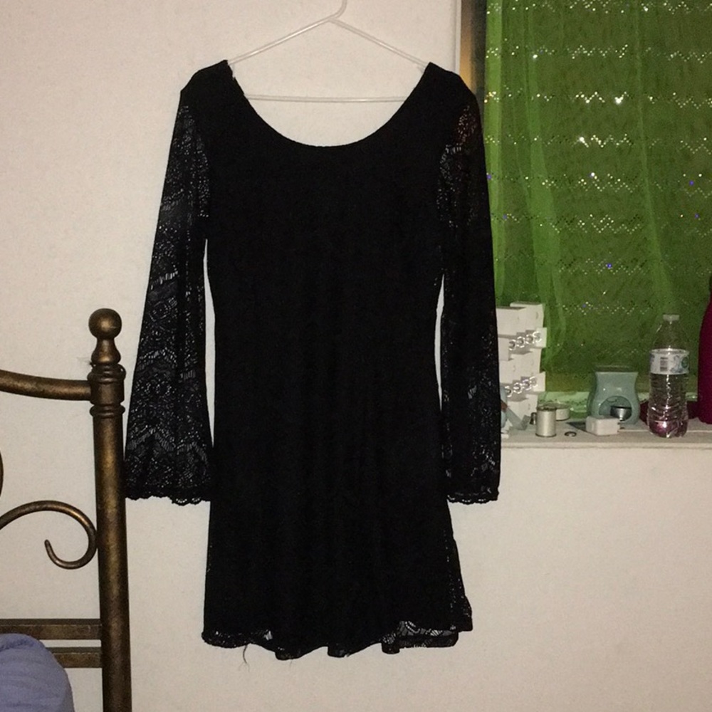 A black lace dress